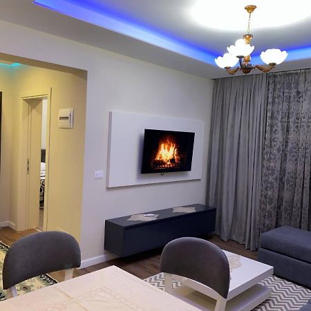 Komatas Modern Apartments In Bllok Area Tiranë Ngoại thất bức ảnh