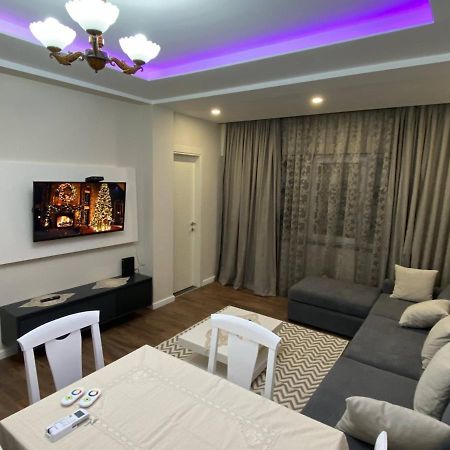 Komatas Modern Apartments In Bllok Area Tiranë Ngoại thất bức ảnh